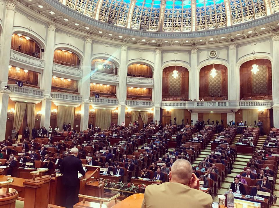 22308989_1955351054717786_8573119887372050321_n