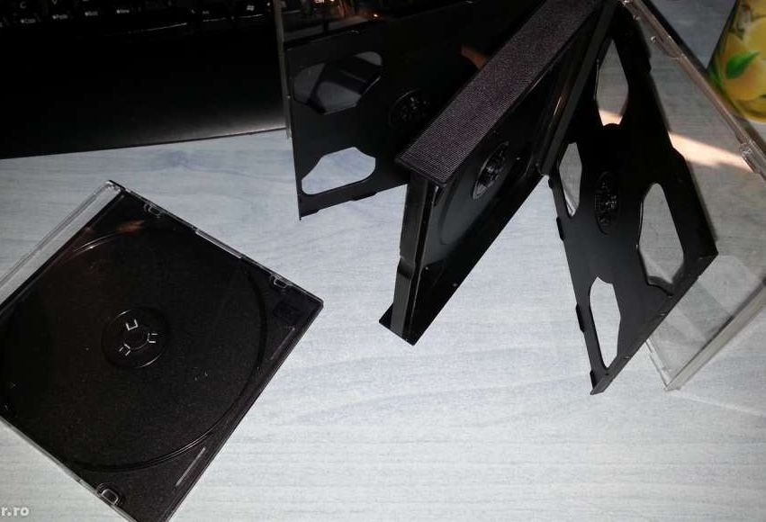 Hoți cu bun simț sau pur și simplu proști!