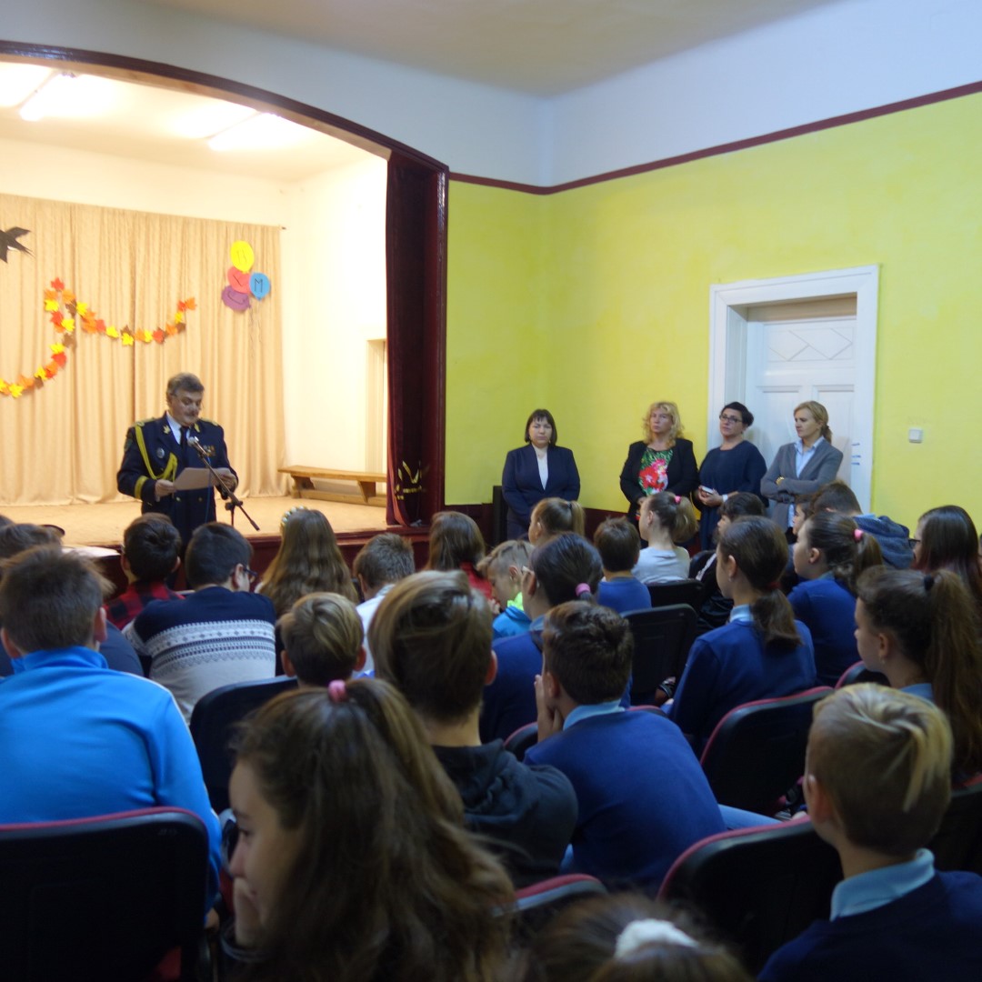 De strajă Patriei la Școala “Vasile Lucaciu” din Carei