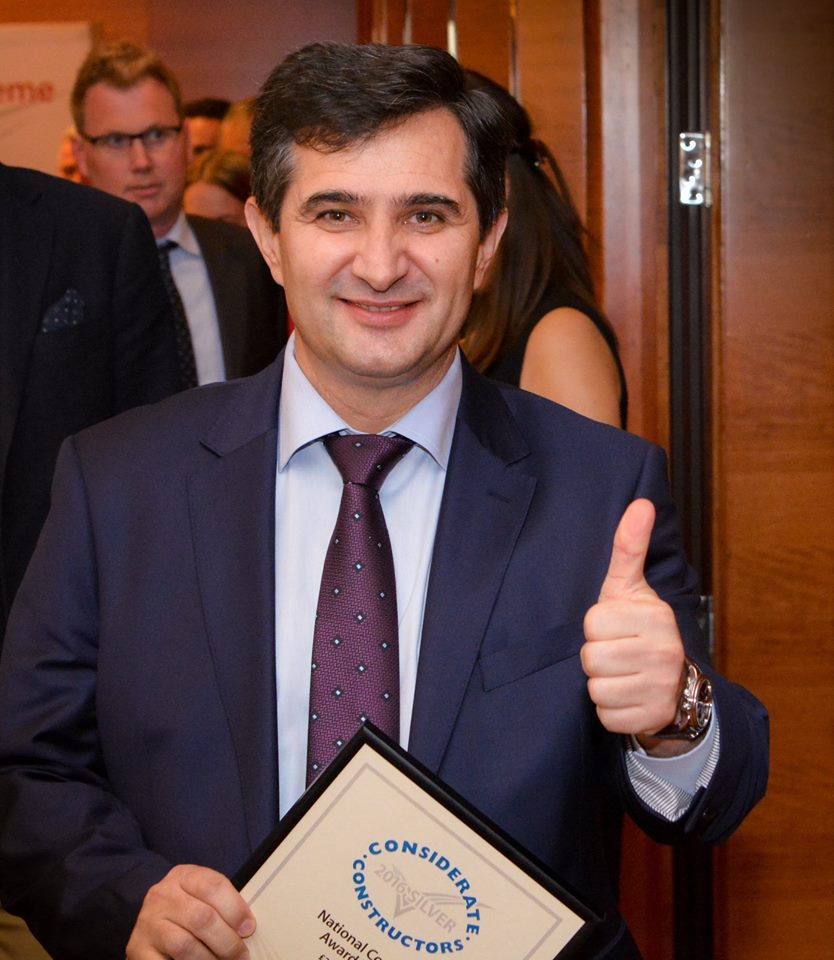 Sătmăreanul care face furori în Londra cu bijuteriile arhitecturale executate pentru miliardarii marii metropole