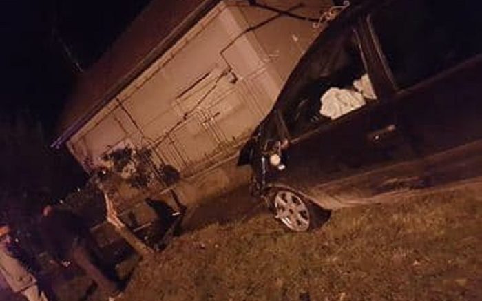 FOTOGALERIE. Accident cu o victimă. Pericol de explozie