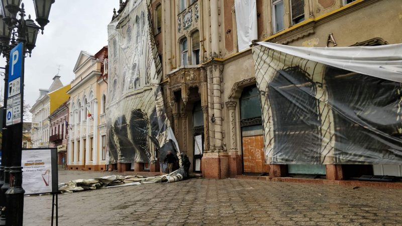 Situația Hotelului Dacia, incertă. Ce spune primarul Kereskenyi