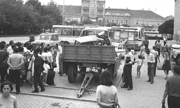 FOTO: Acccidente ”postate”...real. Așa se făcea atunci