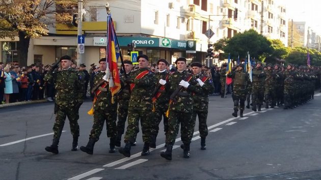 VIDEO/FOTO. Sătmărenii au onorat Armata Română. Ceremonial militar la Satu Mare