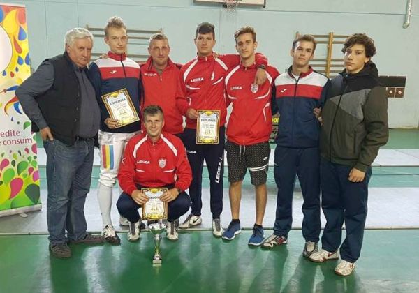 Spadă  /  Andrei Timoce aduce Cupa României la CSM Satu Mare