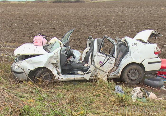 FOTOGALERIE. Accident cumplit. Două persoane din județ, încarcerate