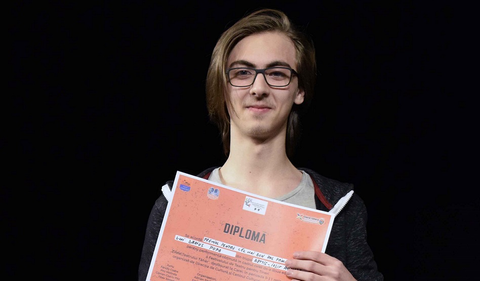 Un sătmărean, cel mai bun actor la Festivalul „Zilele Teatrului Tânăr". Cine este acesta