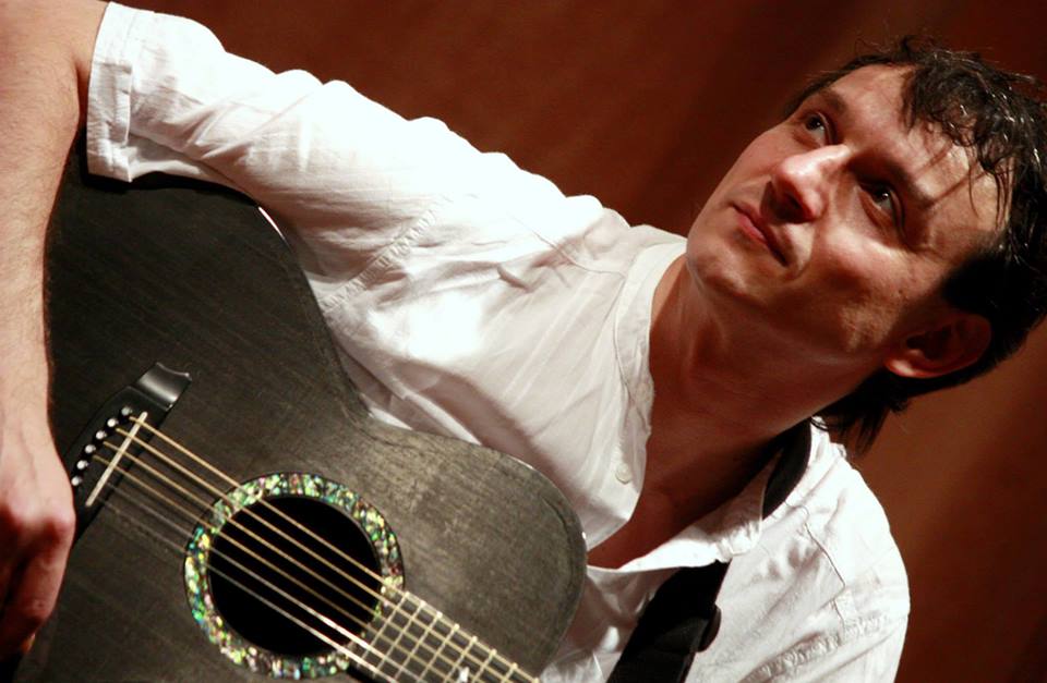 Fiul poetului Adrian Păunescu, la Satu Mare. Unde și cum îl pot vedea sătmărenii