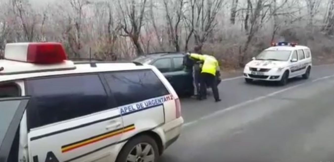Sofer beat, reținut de polițiști. Dosare penale pentru alți alcooliști prinși la volan