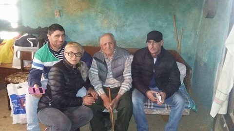 VIDEO/FOTO. Drama bunicului Vasile la 92 de ani. Un grup de români vor să-l ajute