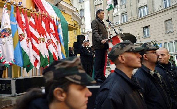 SFIDARE sau PROVOCARE. Protest Jobbik la Satu Mare în ajunul Zilei Naționale a României