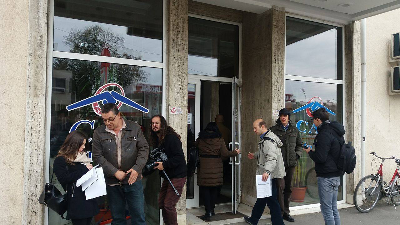 VIDEO/FOTO. Protest al medicilor de familie la CJAS. ”Nu mai vrem să fim ”secretarele medicilor specialiști”