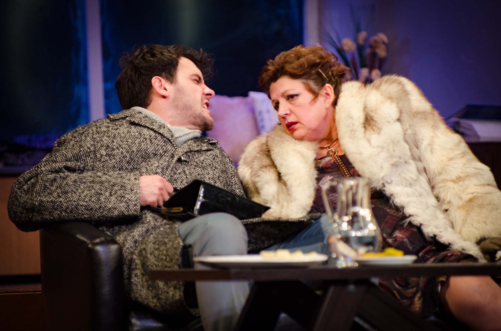 “Desculț în parc” se joacă duminică la Teatrul de Nord