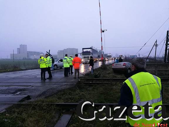 VIDEO/FOTO. Accident grav la o trecere de cale ferată lângă Satu Mare