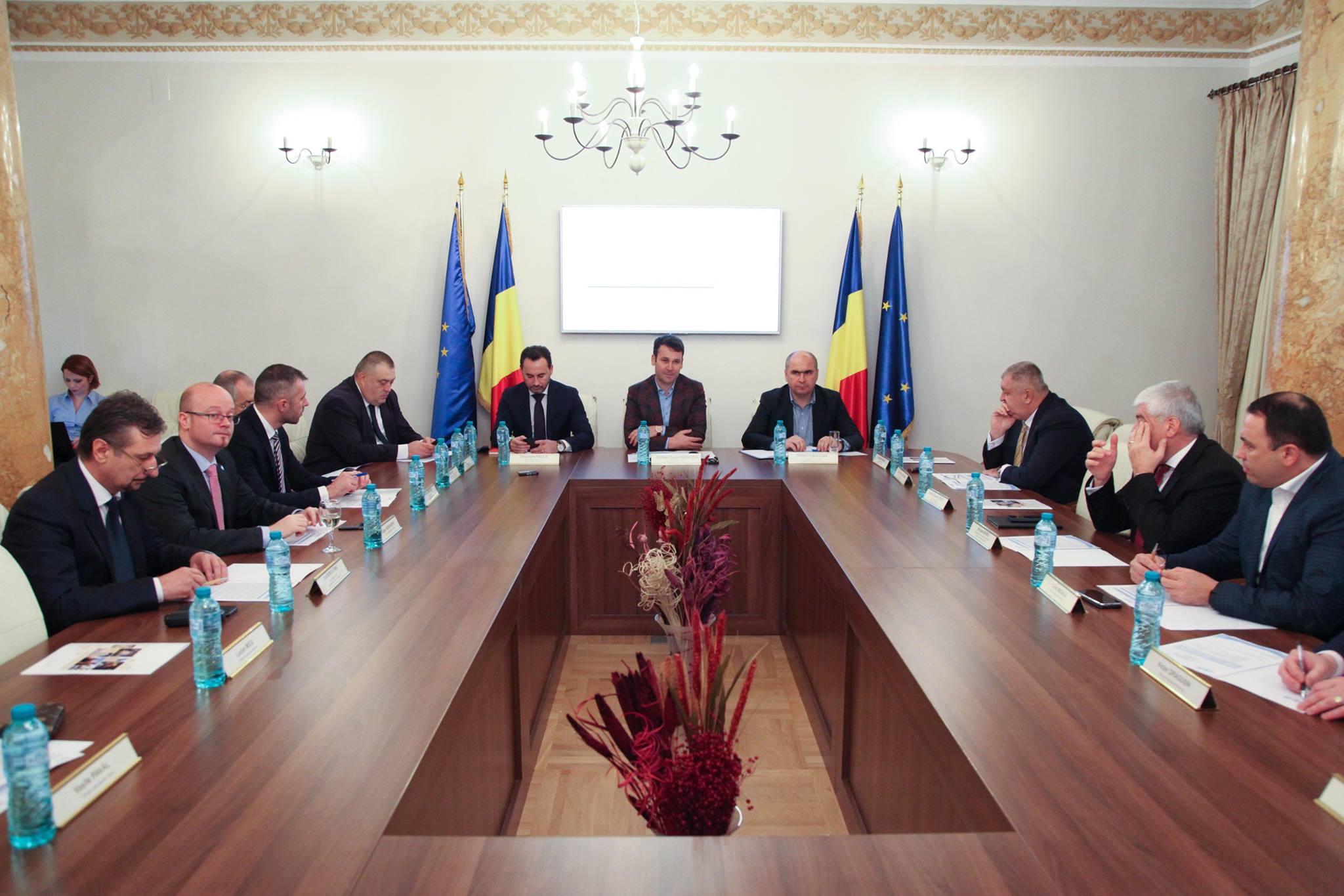 Primarii de municipii cer ca bugetele locale să nu fie diminuate