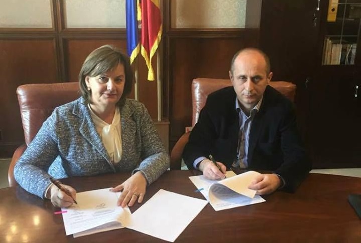 FOTO. Contracte de 11 milioane lei semnate pentru negreșteni de primarul Aurelia Fedorca prin PNDL II
