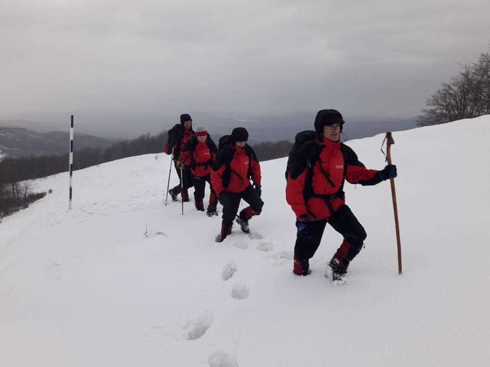 FOTOGALERIE. Iarnă autentică în unele zone din județ. 40 cm de zăpadă