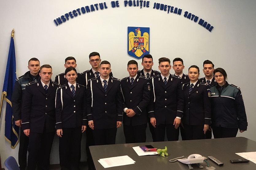 FOTO. Polițiști noi la Satu Mare. Au fost angajați 13 agenți