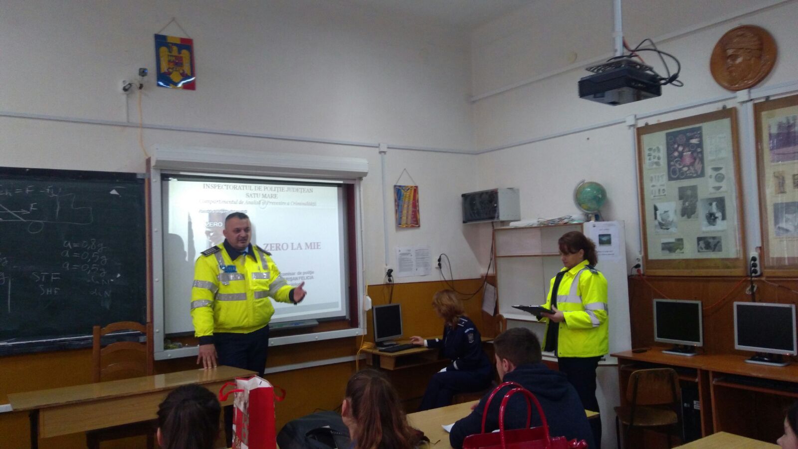FOTO.Activități antidrog și de prevenire a accidentelor la Liceul ”Constantin Brâncuși”