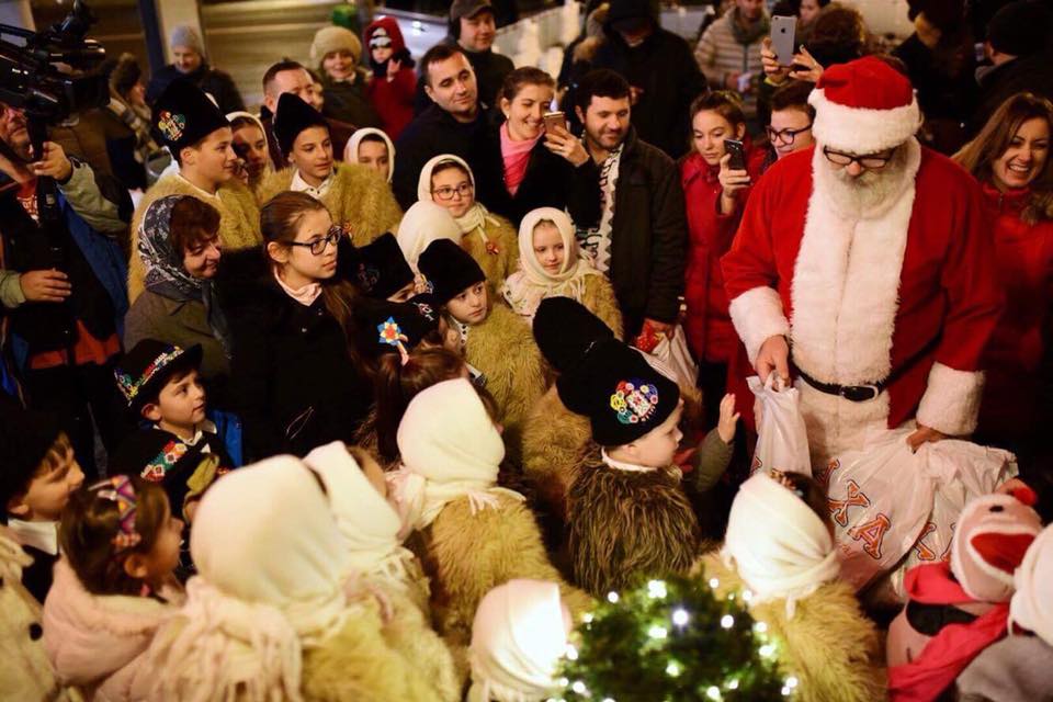 VIDEO/FOTO. Moș Nicolae a împărțit cadouri la ”O cană de fericire”. La a patra ediție