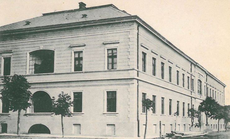 Istoria Colegiului Naţional “Ioan Slavici”