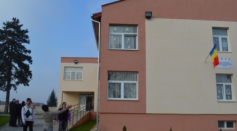 Bărbatul acuzat de viol la Carei era chiar instalatorul centrului de copii. A fost concediat