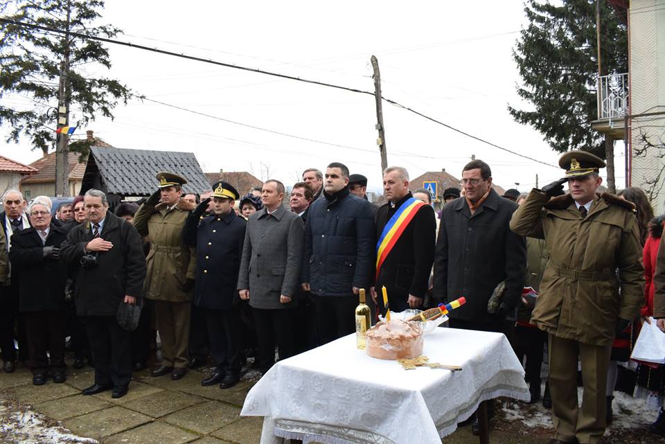 FOTO. Cel mai mare patriot al Sătmarului, omagiat azi la Apa. 166 de ani de la nașterea lui Vasile Lucaciu