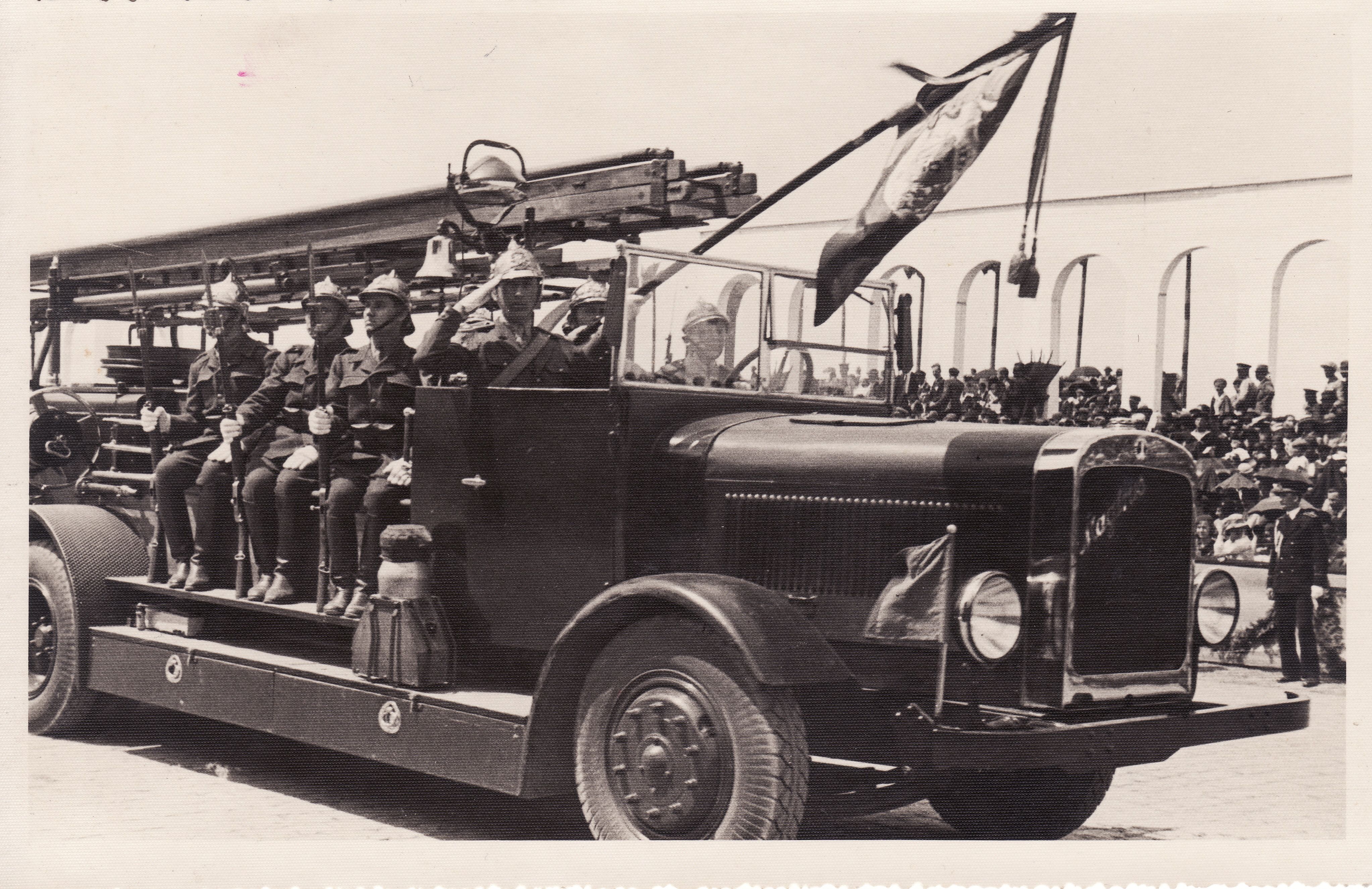 Scurtă istorie a instituţiei pompierilor militari sătmăreni