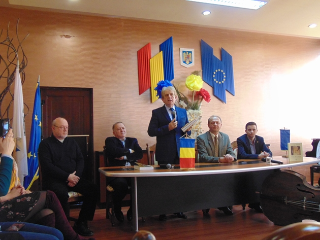 George Achim și-a lansat cartea ”Sita de ceară – Istorii din istoria unui ținut transilvan”