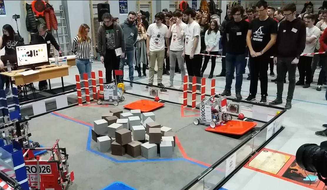 Fizica, informatica și tehnologia aduc satisfacții elevilor și profesorilor de la CN ”Mihai Eminescu”