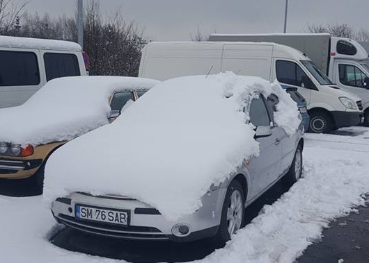 FOTO. Mașină cu numere de Satu Mare, abandonată în Austria. Știe cineva ceva de ea
