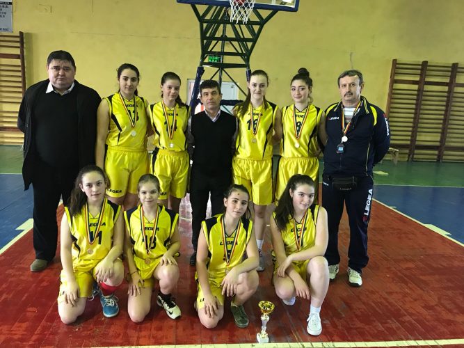 LPS la baschet şi Şcoala Lucian Blaga  la fotbal, campioane judeţene