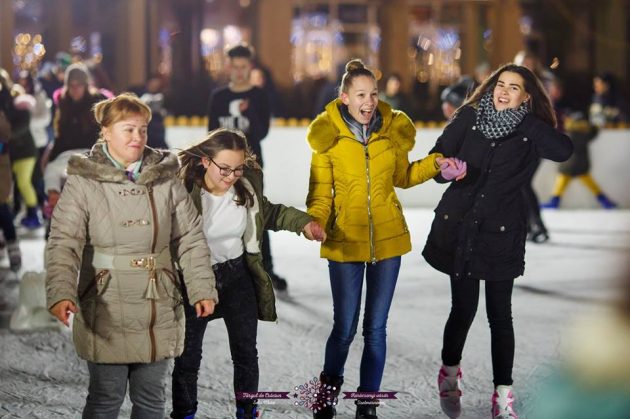 FOTOGALERIE. ATENȚIE! Se închide patinoarul. Acesta este ultimul week-end