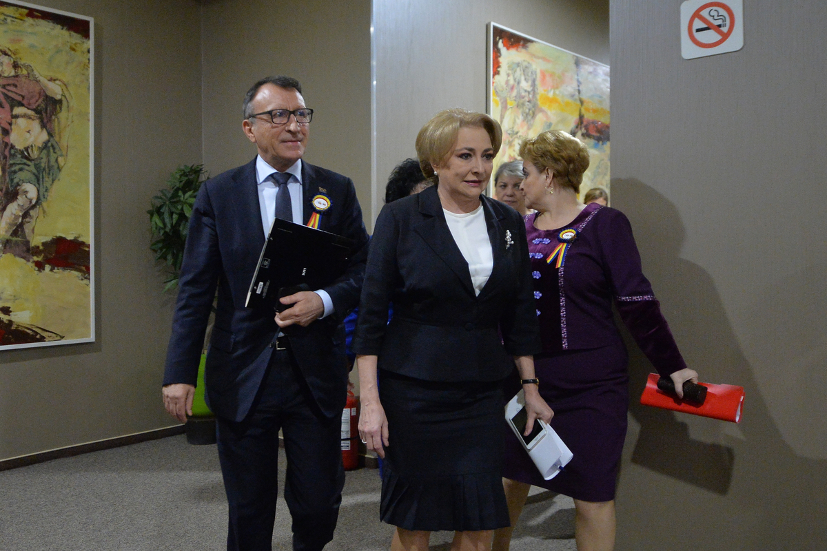 Vicepremierul Paul Stănescu scapă de urmărirea penală. Instanţa supremă a respins cererea DNA de redeschidere a anchetei