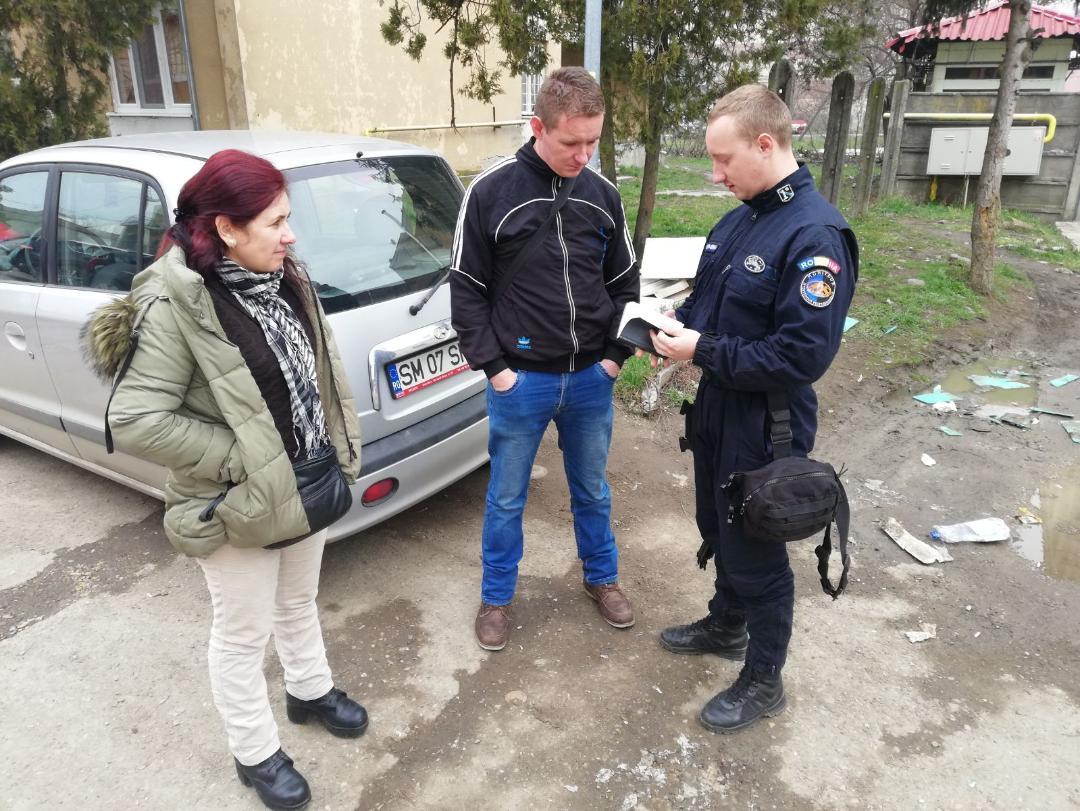 IMPRESIONANT. Elev de la Liceul „George E. Palade” returnează un telefon mobil găsit