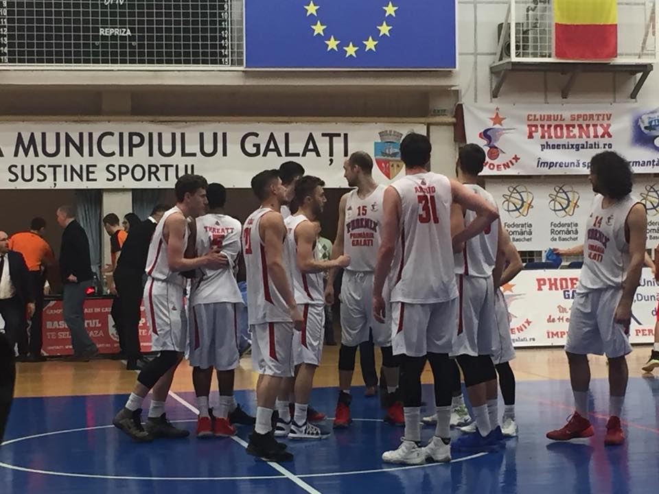 Phoenix Galaţi învinge la Timişoara şi mai speră la play-off