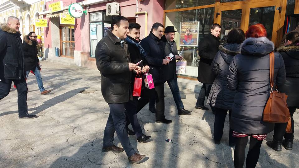 VIDEO/FOTO. Mărțișoare PSD pentru doamne și domnișoare. O primăvară frumoasă tuturor