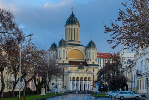 FOTO. Peste 3,2 milioane lei pentru Catedrală. Lăcașul de cult, în reabilitare