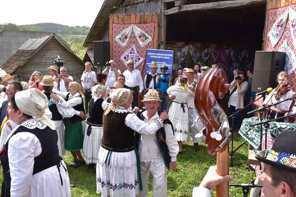 VIDEO/FOTO. Sărbătoarea primăverii în Țara Codrului la Soconzel. Danțu’ la șură- la cea de-a XI a ediție