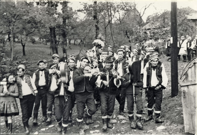 Festivalul Concurs Național de Folclor „Rozmarin în colţu’ mesii" la cea de-a VII - a ediție