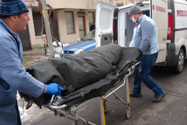 Descoperire MACABRĂ la Satu Mare. Bărbat găsit MORT