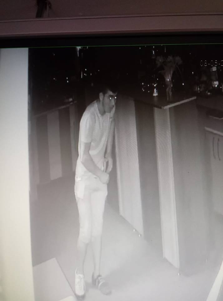 Concurează la titlul de “Cel mai prost hoț al anului”. Hai să-l ”demascăm”!