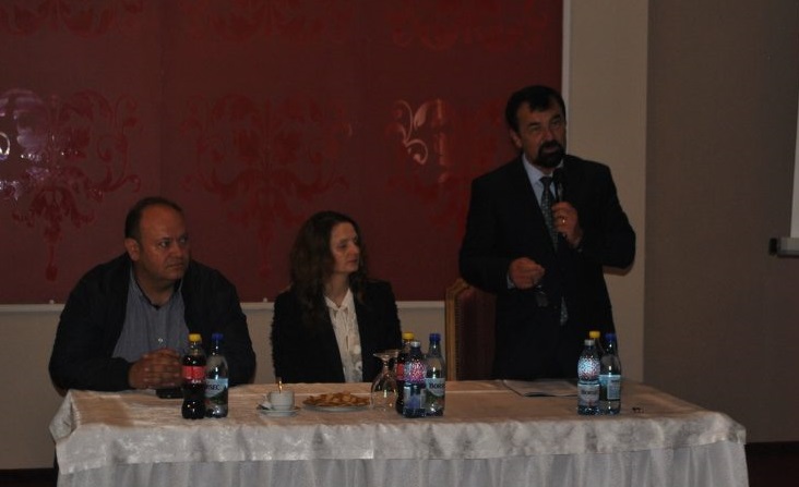 Sărbătoarea asistenilor medicali sătmăreni. Simpozion de ziua lor