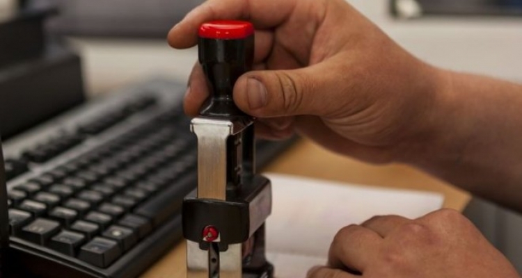 Ștampila să fie eliminată și în cazul firmelor de stat