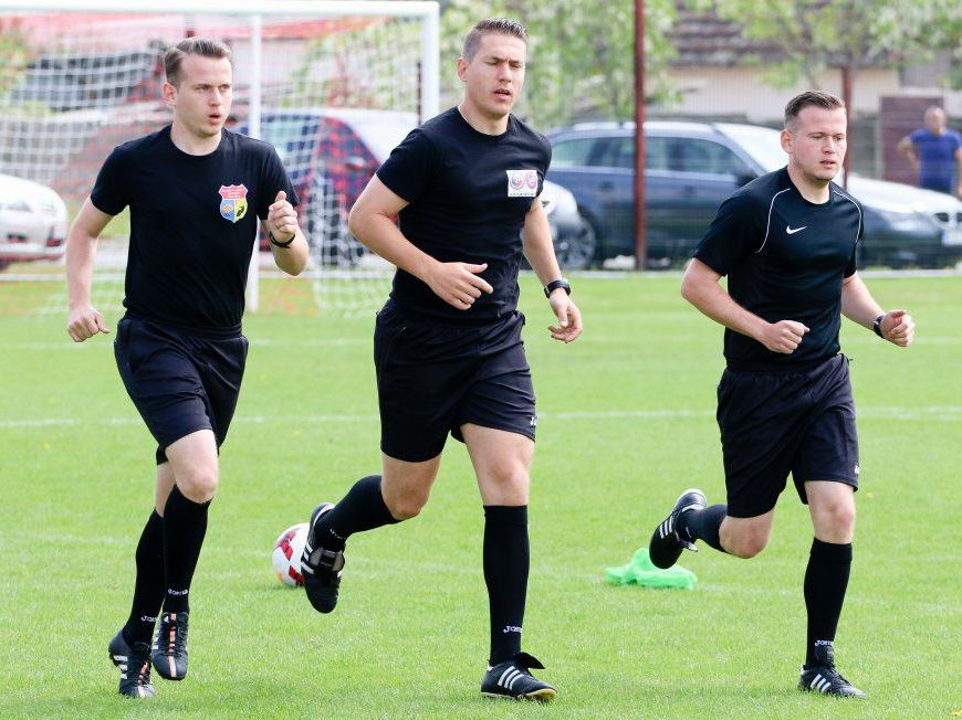 Ne arbitrează în weekend! #Delegări