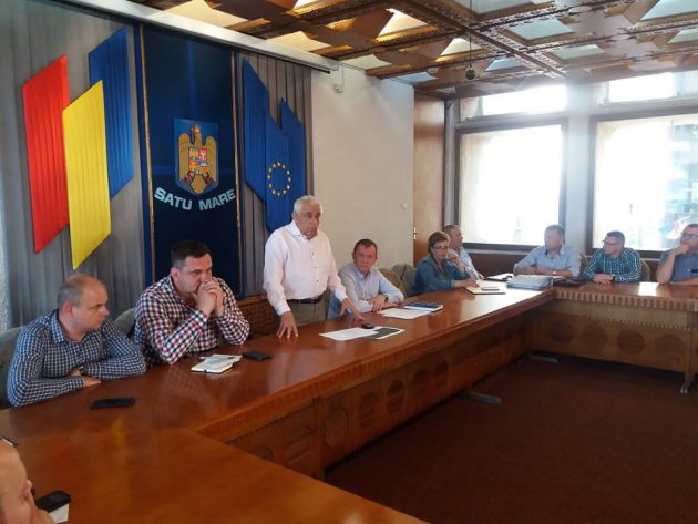 FOTO. Pesta Porcină Africană l-a adus la Satu Mare pe Ministrul Agrioculturii, Petre Daea. A vizitat și Vama Halmeu