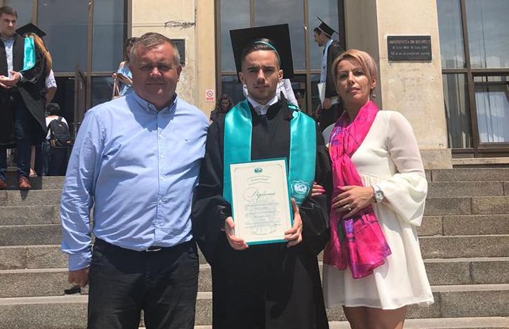 “Cartea și fotbalul fac casă bună”