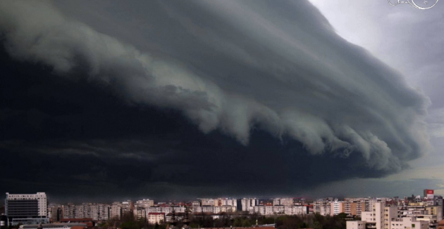 Sătmarul, sub furtună. Cod PORTOCALIU. Zonele afectate