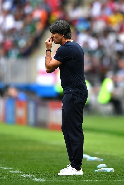 “Mondialu’ ” din fața televizorului...