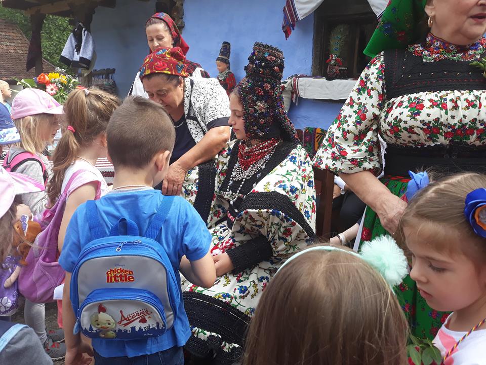 FOTOGALERIE. Traiul oșenilor de altădată. Așa s-a trăit în trecut în Țara Oașului